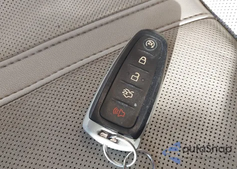 2013 Lincoln Mks z USA, uszkodzony, nr VIN 1LNHL9DK9DG618789